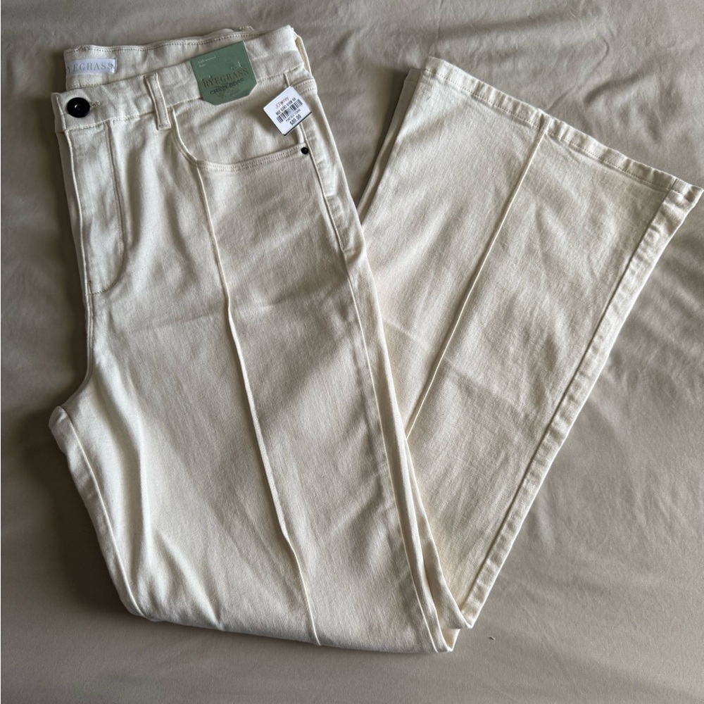 NWT Ryegrass high rise cream pleated flare jeans
